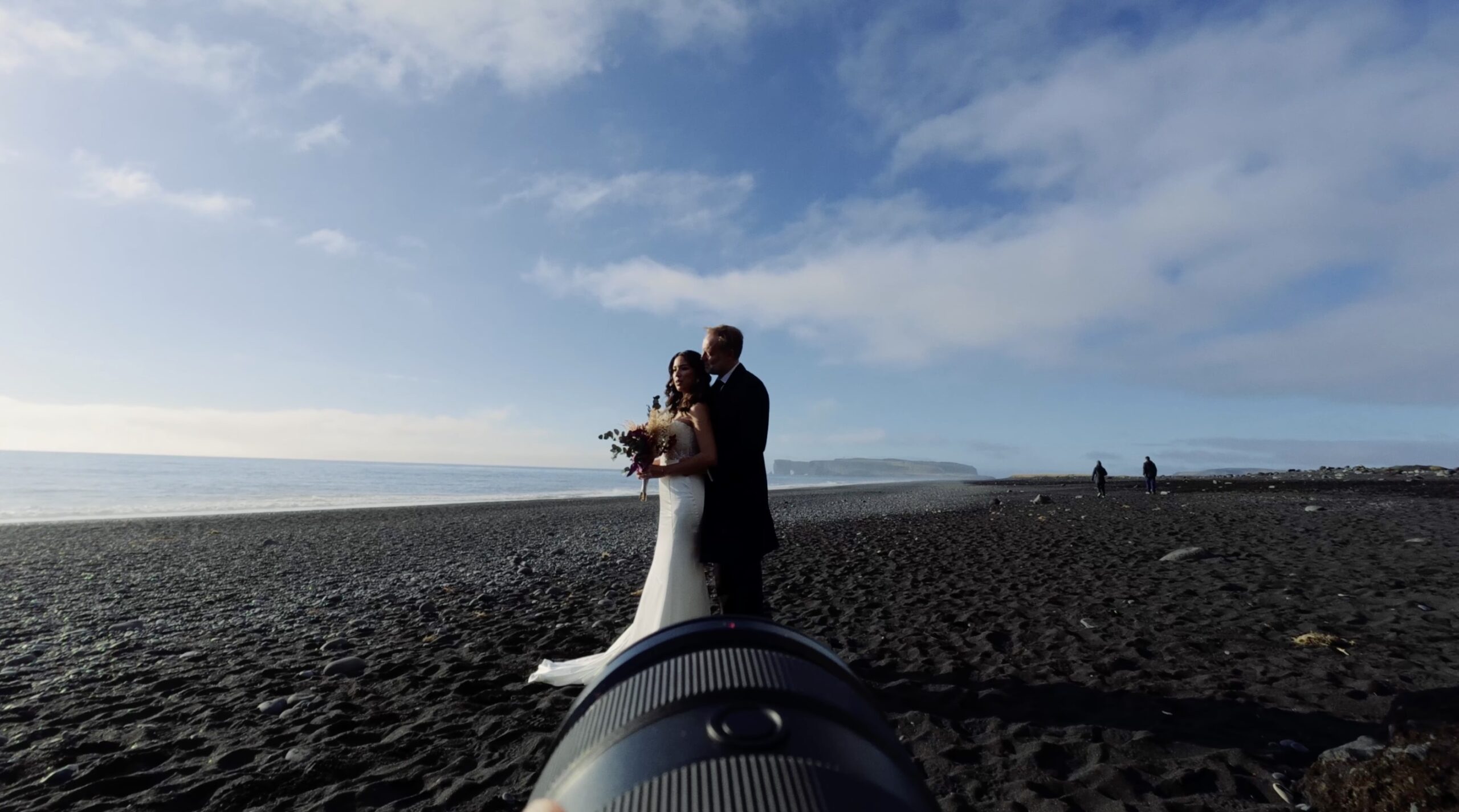 DJI Osmo Nano mounted on camera hot shoe with SmallRig mount